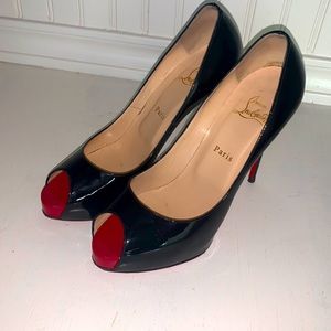 Christian Louboutin New Very Prive Patent Pump